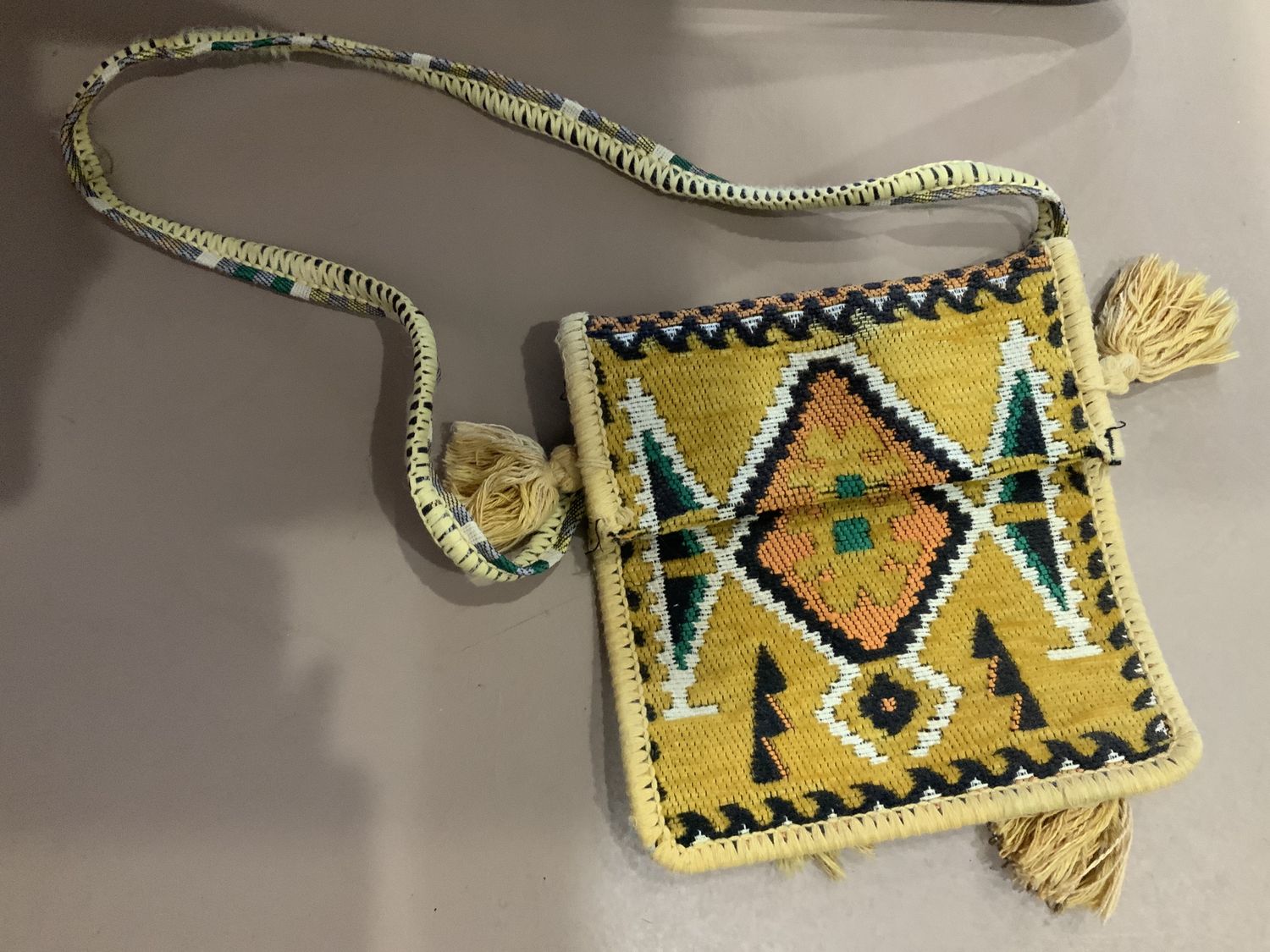 Jordanian Petra Satchel, Color: Yellow