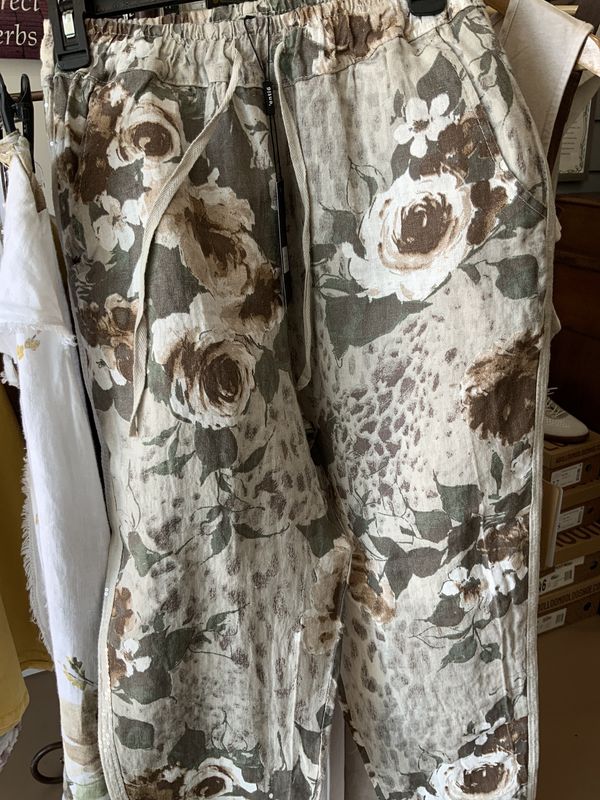 Floral linen pants with sparkles