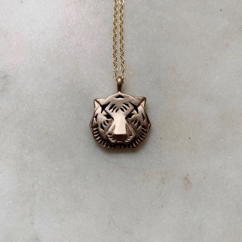 Tiger Pendant w/ Chain
