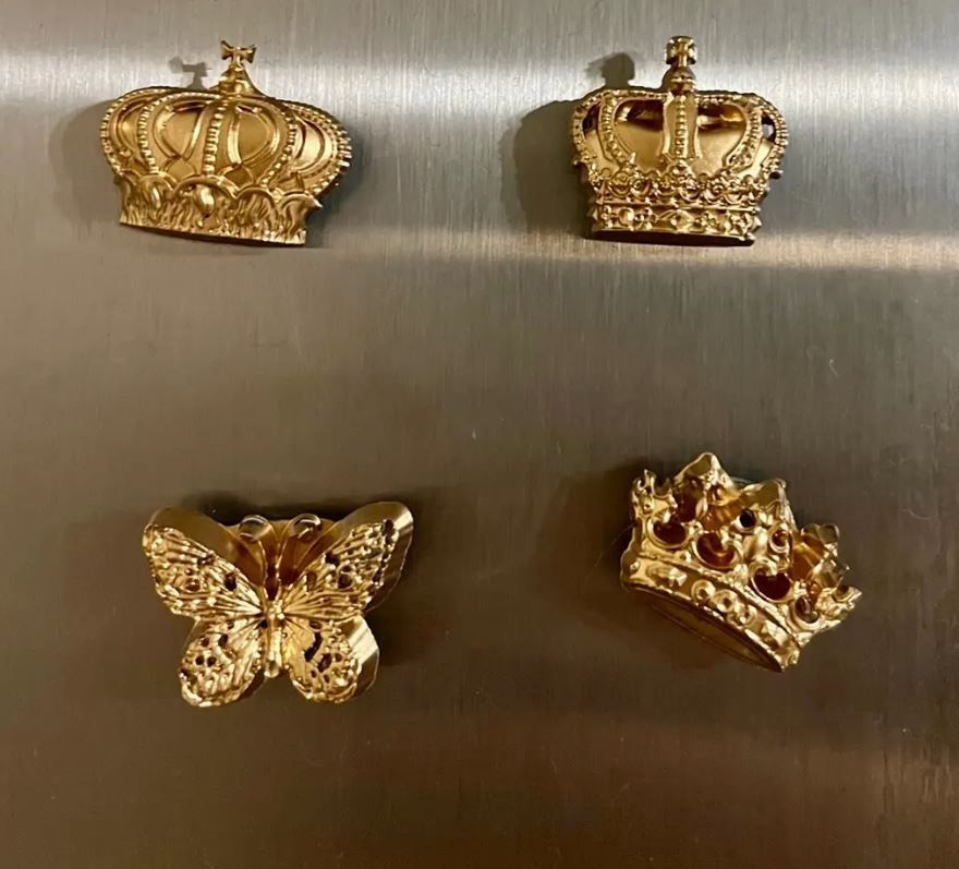 Small Royal Magnets