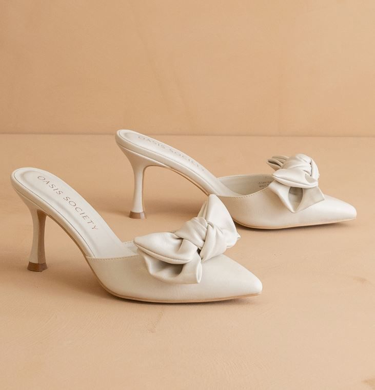The Jane | White Pointed Toe Bow Accent Kitten Heel