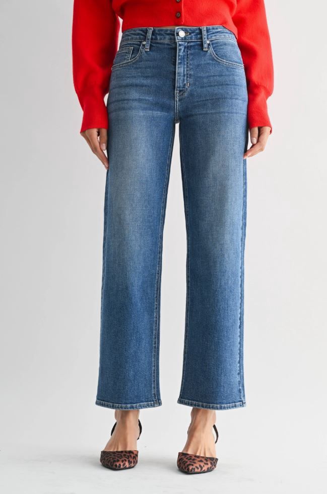 Mid Rise Slim Wide Leg - Medium Wash