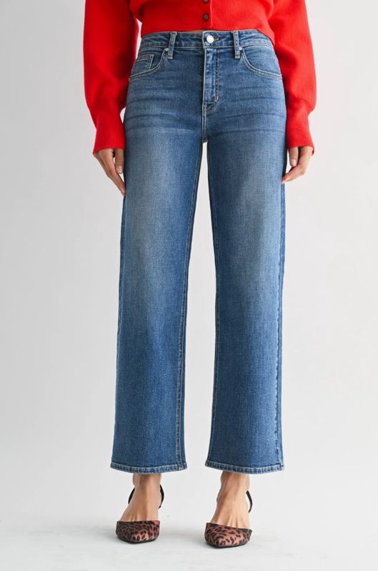 Mid Rise Slim Wide Leg - Medium Wash