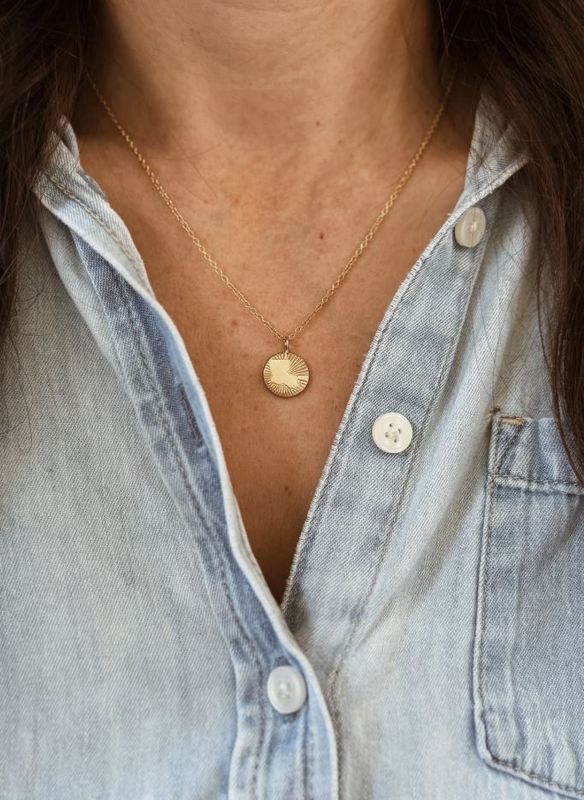 Louisiana Burst Pendant w/ Chain