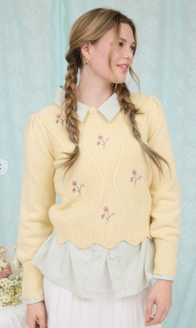 Floral Embroidery Scallop Trim Knit Pullover Sweat