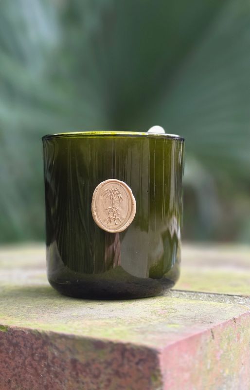 Courtyard | Mint Red Fruit Vanilla