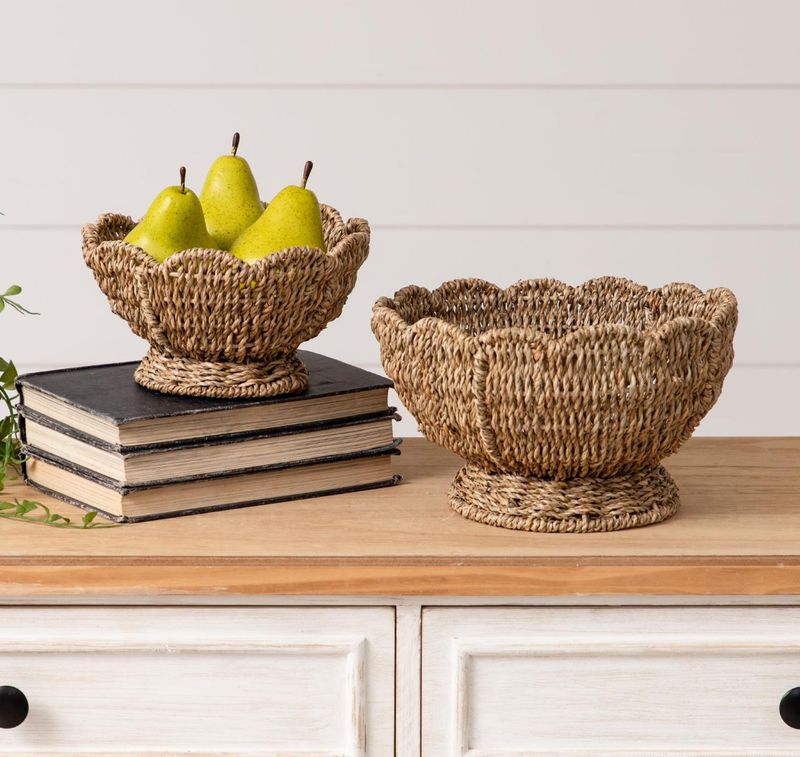 Scalloped Edge Seagrass Bowl - Small