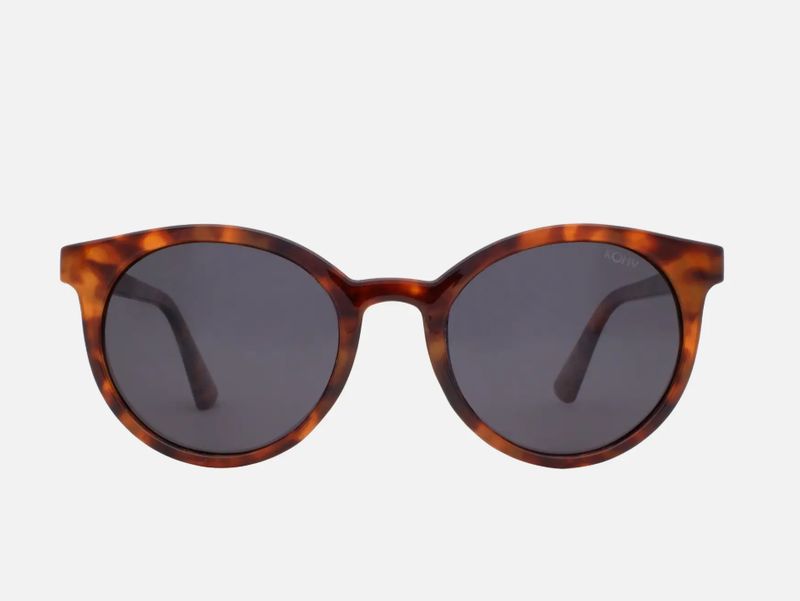 Heron Amber Tortoise Polarized Round Fashion Sunglasses