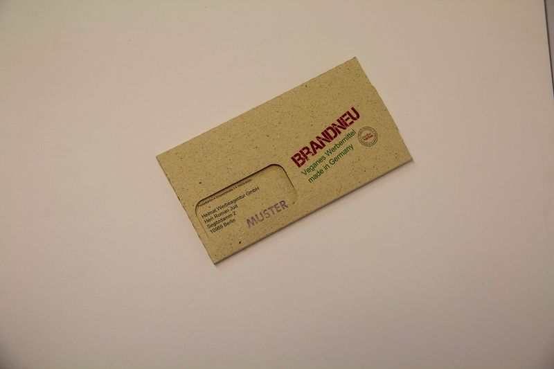 Teleskop-Selfmailer mit Re-Chip-Checkkarte