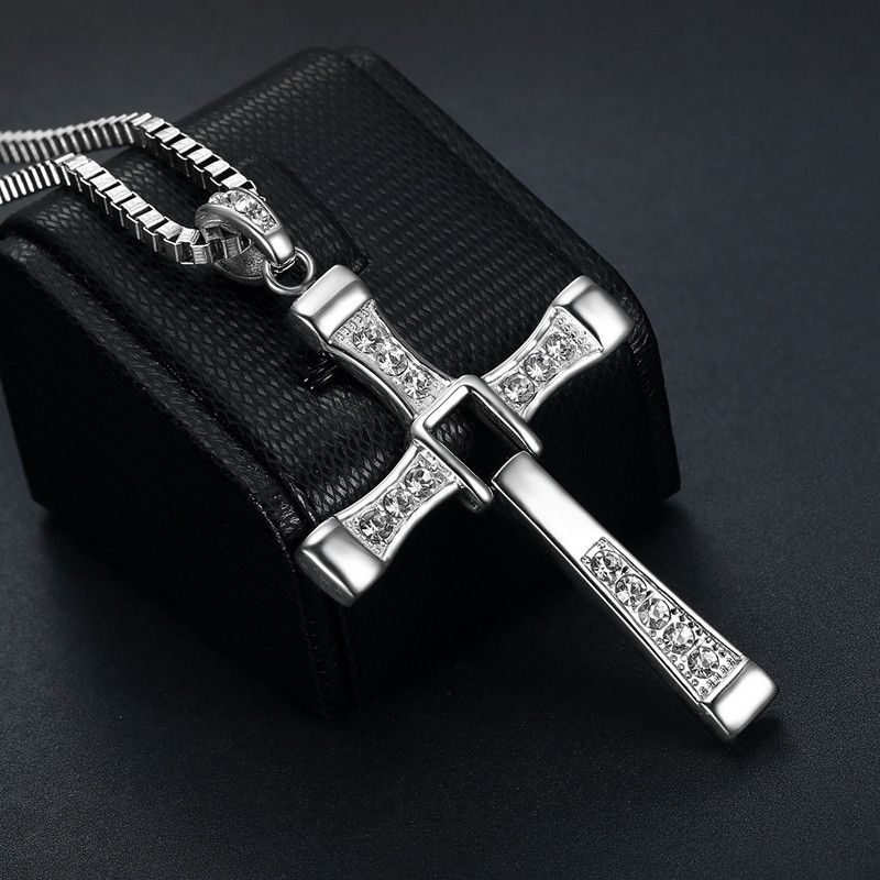 full diamond cross pendant