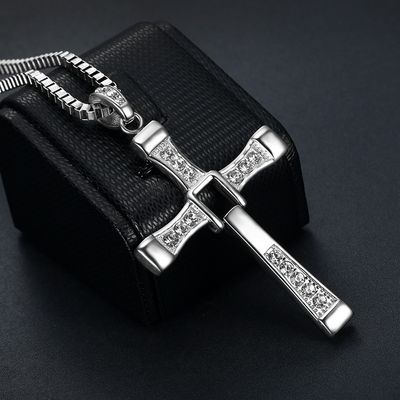  full diamond cross pendant