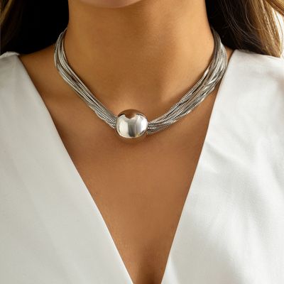 （Alloy Pendant）Exaggerated Large Cylinder Pendant Collarbone Necklace Hip-hop Trend Metal Multi-layer Chain Necklace