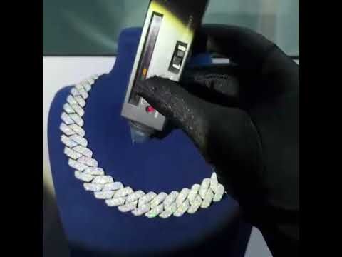 Moissanite) full diamond-encrusted Cuban chain for men
