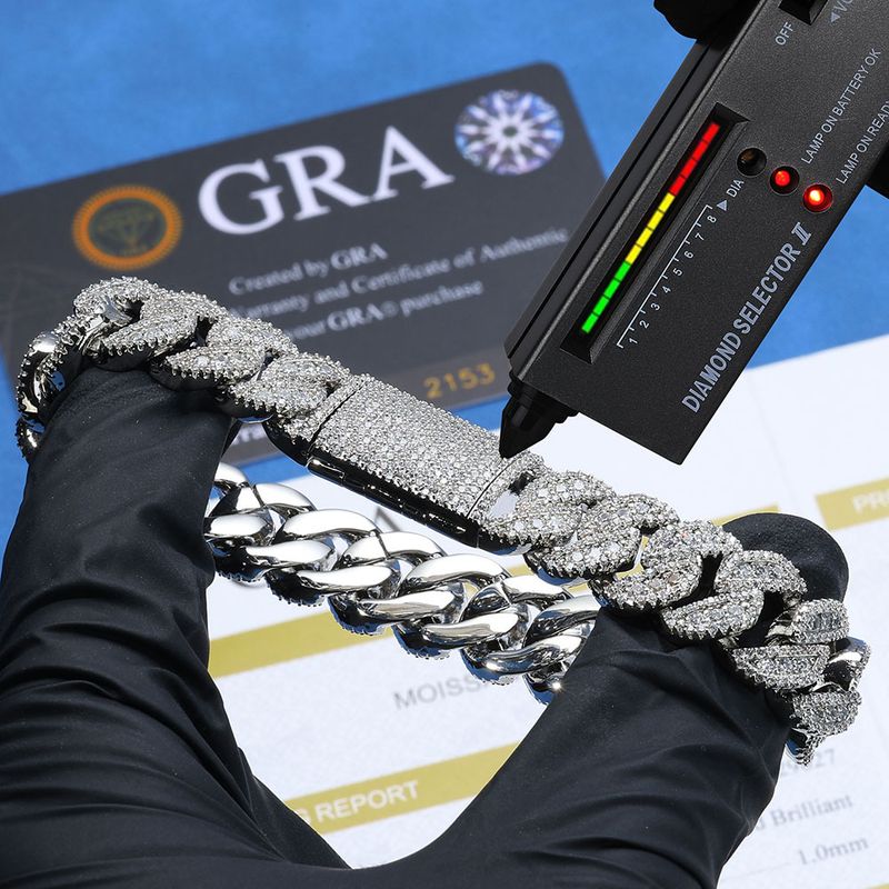 (925 Silver + Moissanite) Custom-made Cuban Chain Men&#39;s Bracelet