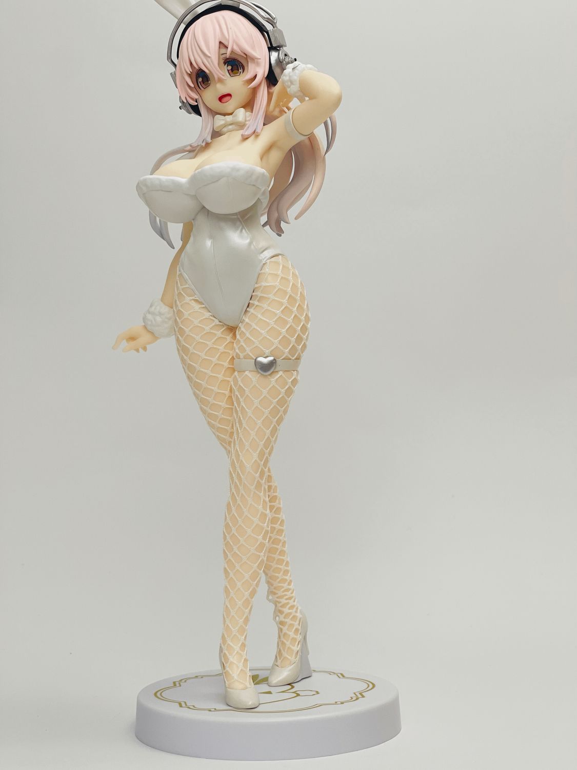 ​Super Sonico – BiCute Bunnies (Pearl White Ver.)