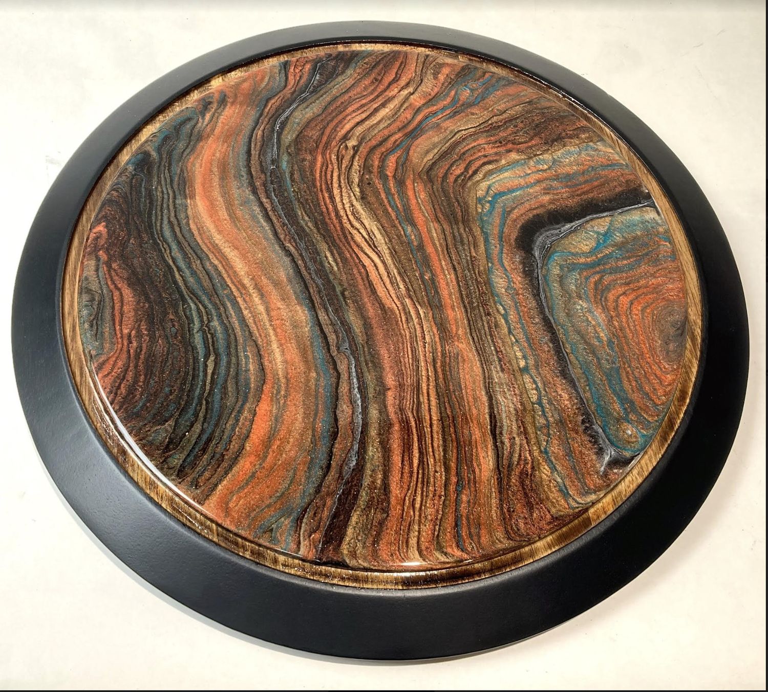 18" Lazy Susan W/ Black Chalk Board Edge "Colors Vary"