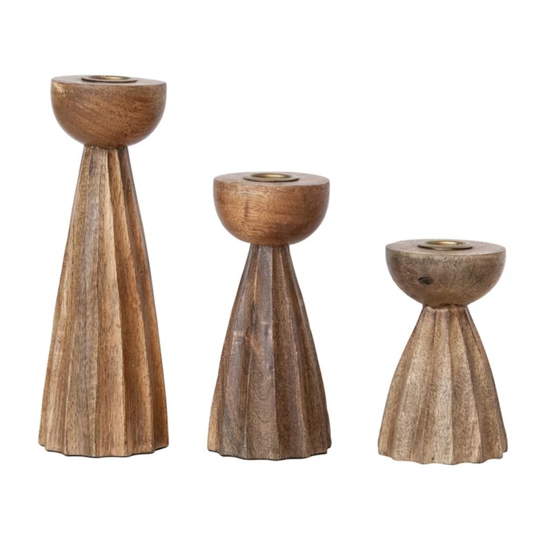 Carved Mango Wood Pleated Taper Holder