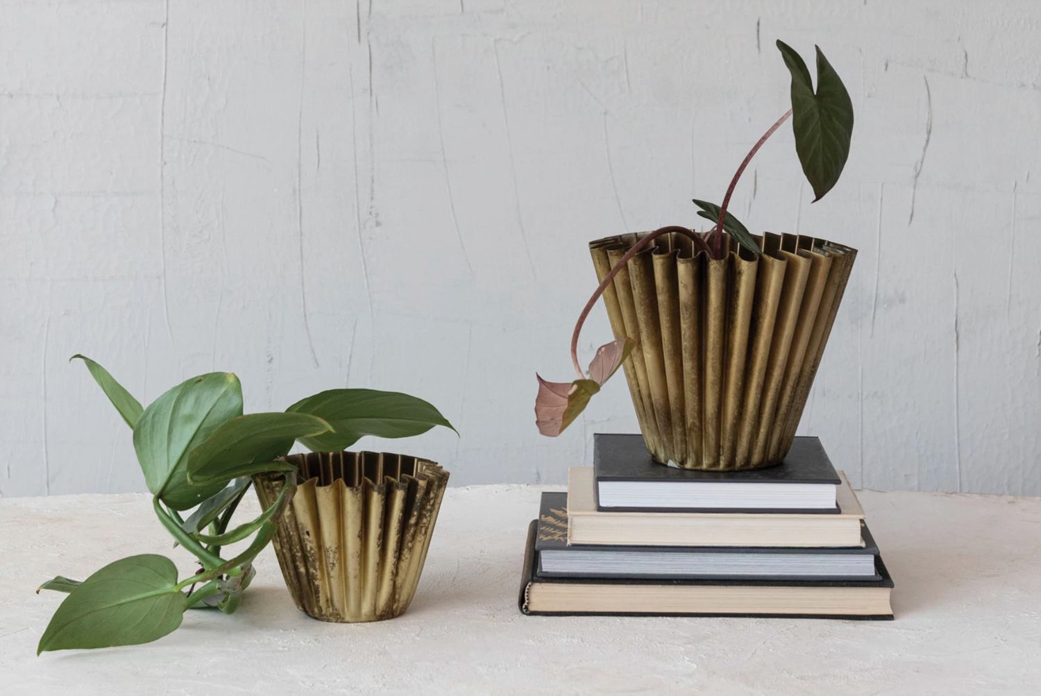 Fluted Metal Planter, Brass Finish