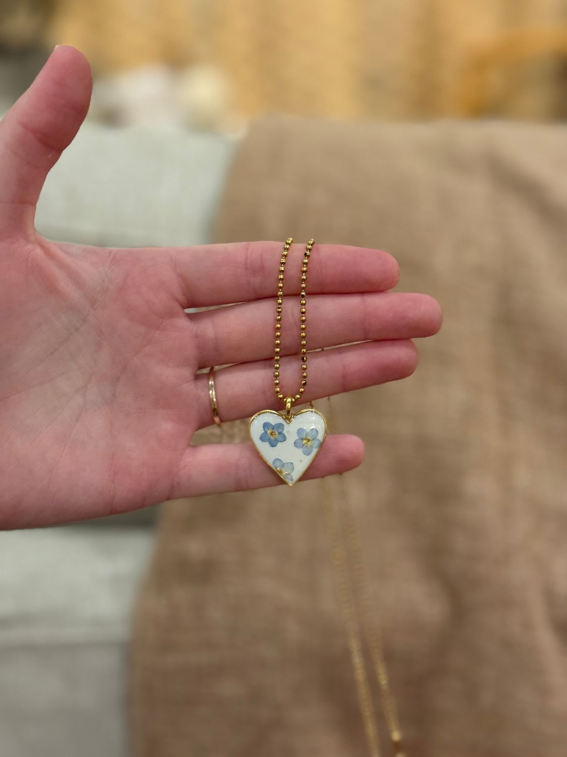 Consignment Colby Baker " Necklace" Hearts Forget Me Not