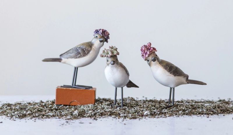 4-1/4"H Resin Bird w/ Flower Hat &amp; Metal Feet