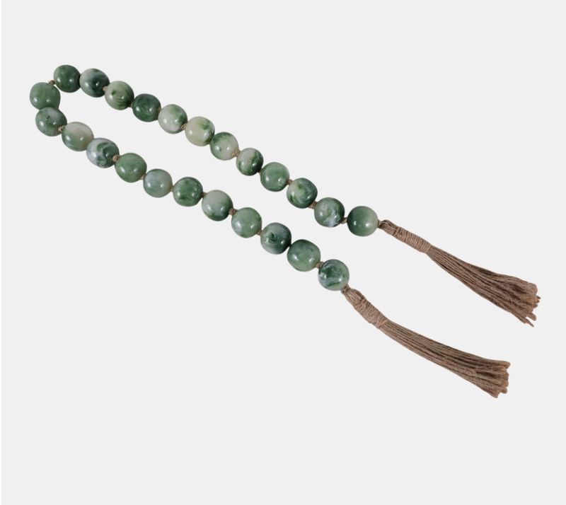 Resin, 36 X 1 Bead Garland, Green