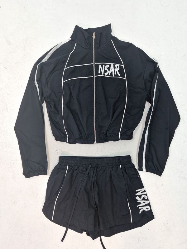 LONG SLEEVE SHORT SET