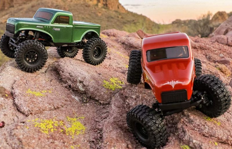 Redcat Ascent-18 Brushless - 1/18 Scale Brushless Electric Rock Crawler (RED)