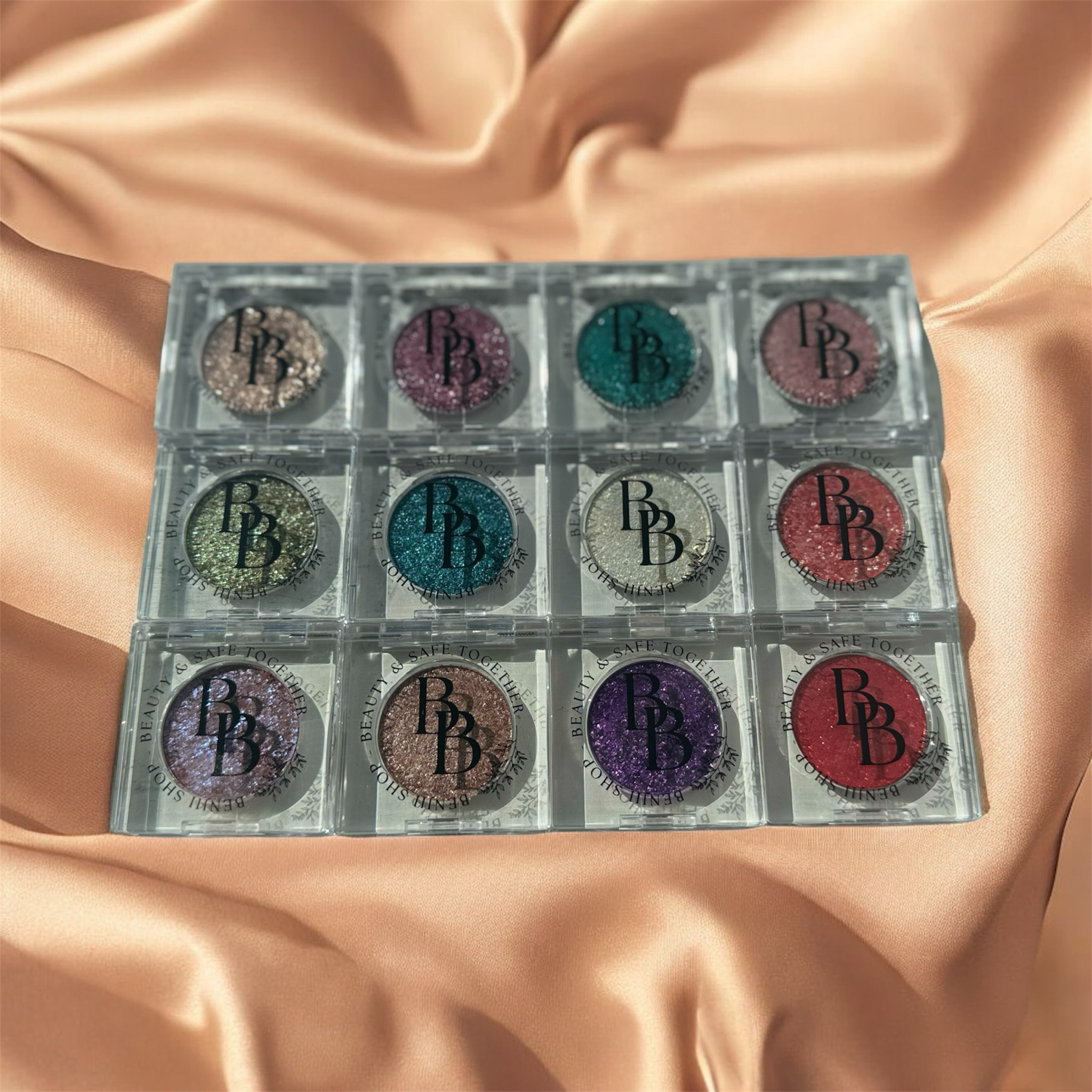 Glitter & Glam Singel Skuggorna