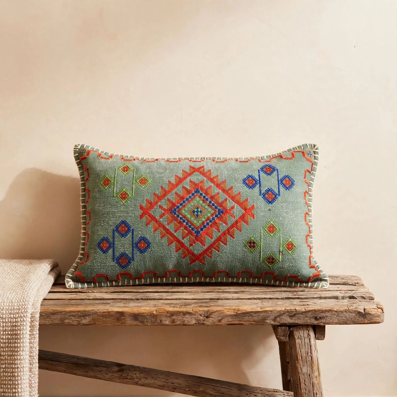 Indyjska Teal Poduszka Haftowana 35x60 