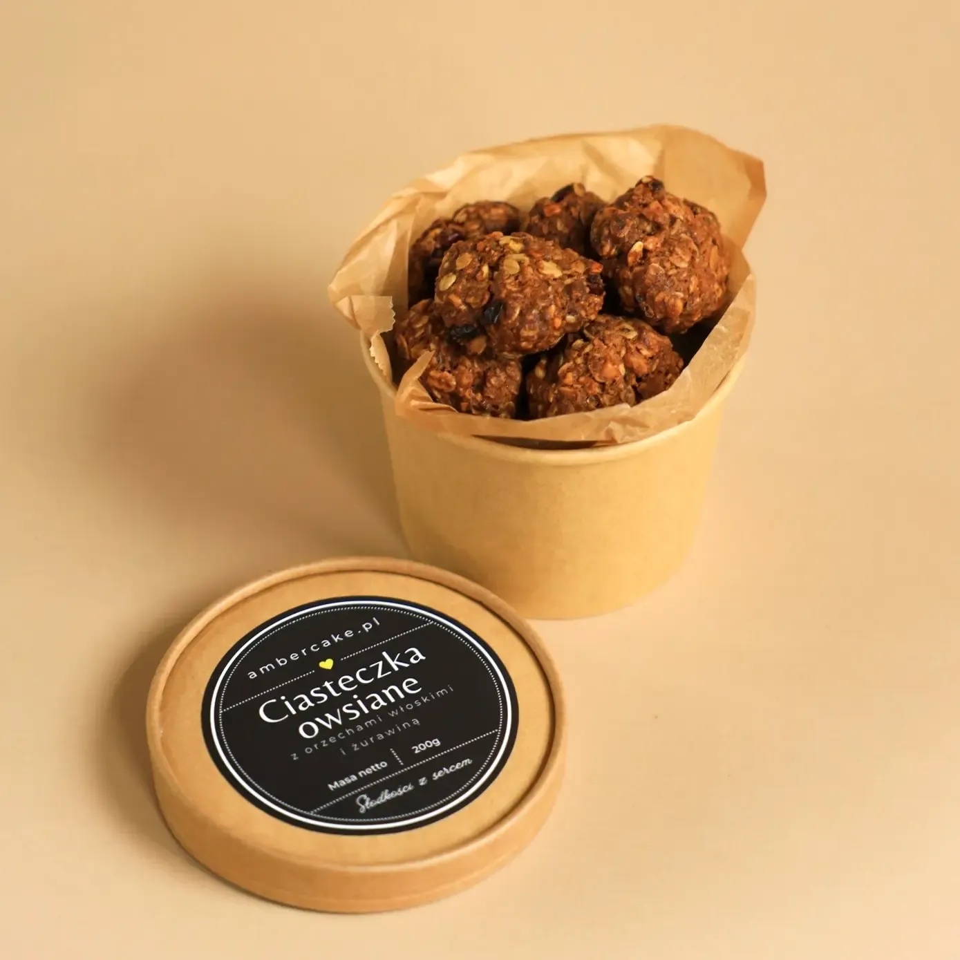 Ciasteczka owsiane z orzechami włoskimi i żurawiną / 200g