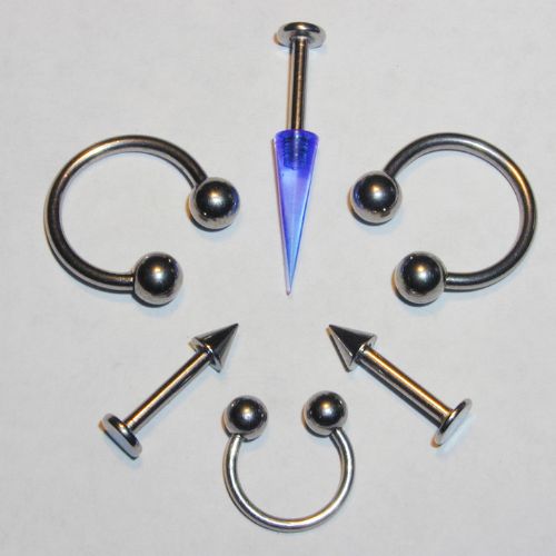 Internally Threaded Labret Barbell (Sample Product)