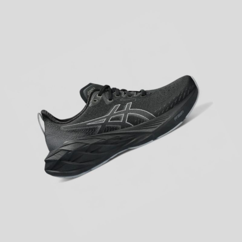 Asics Novablast 4 ’ Black