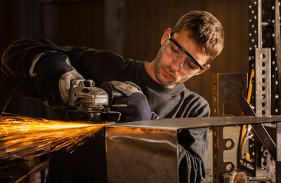 SMERIGLIATRICI E LEVIGATRICI