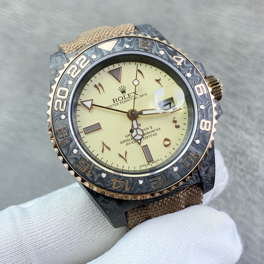 Pre-owned Rolex Daytona Carbon Fiber 40mm