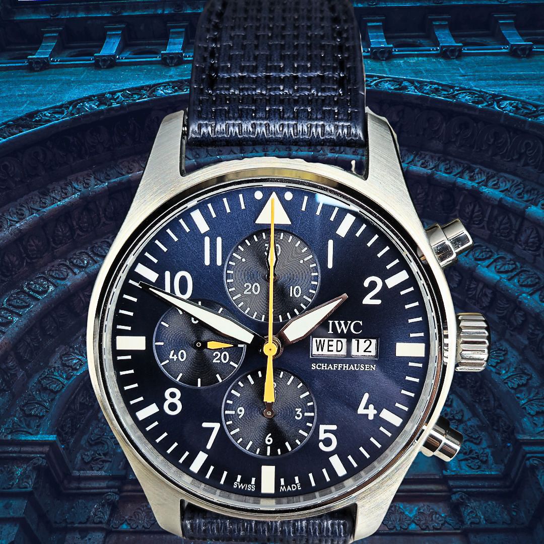 IWC Pilot&#39;s Watch Chronograph 41 blue dial Complete Set - Excellent Condition (Pre-Owned)