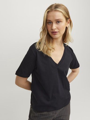 JJXX ANNIE REGULAR FIT  VNECK TEE, Colour: BLACK, Size: XS