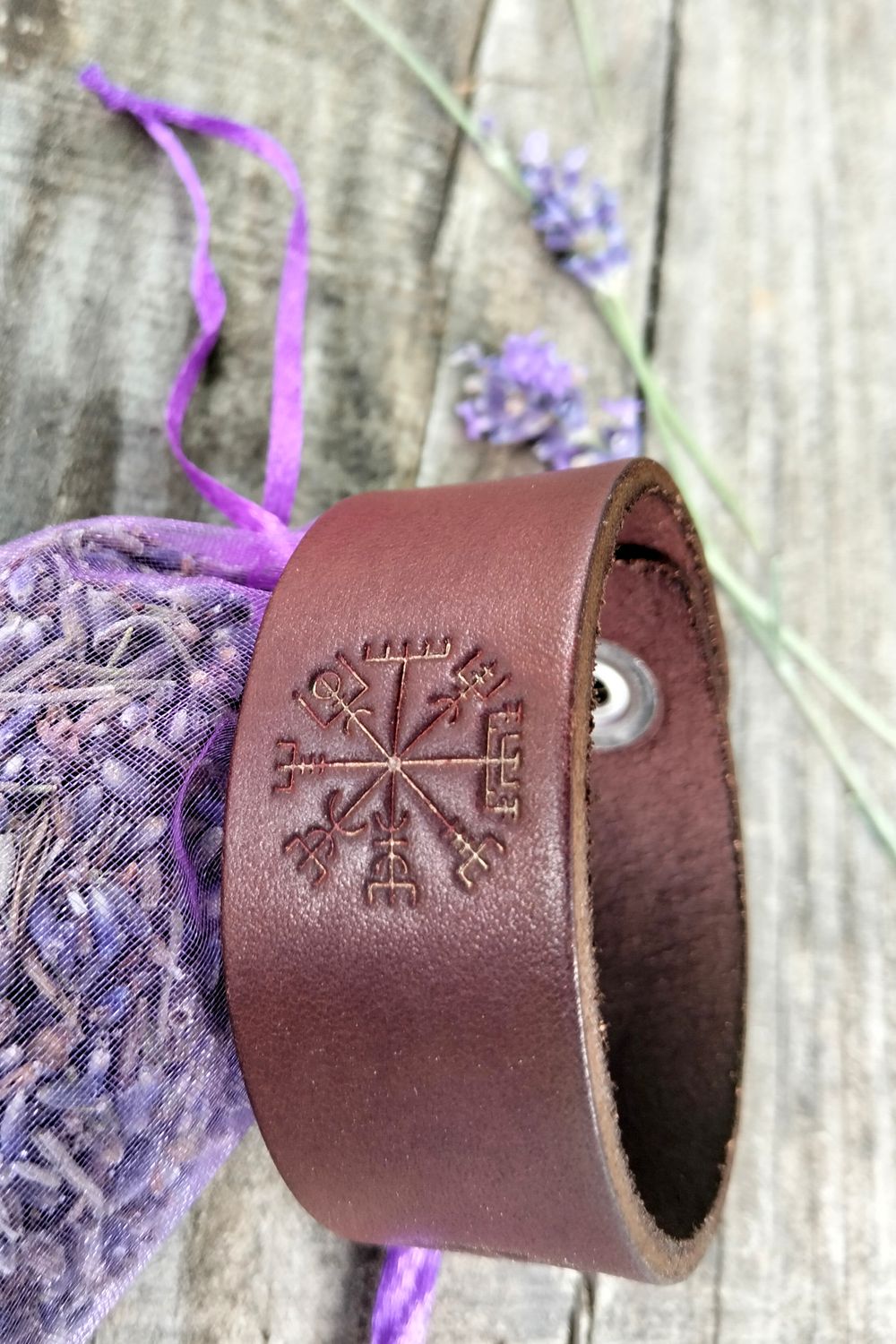 Bransoletka skórzana Triskelion