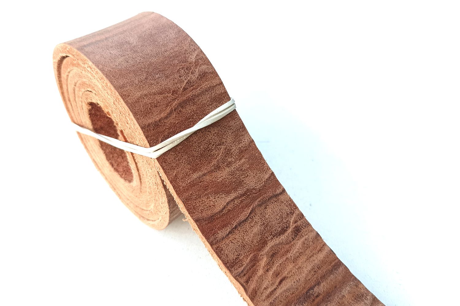 Pasek skórzany jasny brąz 3 cm x 110 cm ok 3,0mm