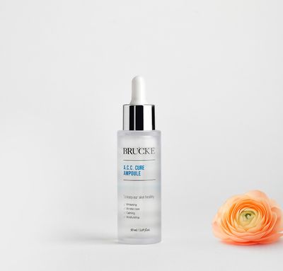 Brucke Cure Ampoule – Siero viso azione intensiva idratante, illuminante e anti-età (50 ml)