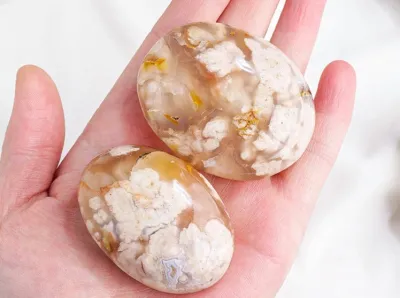 Flower Agate Palm Stone
