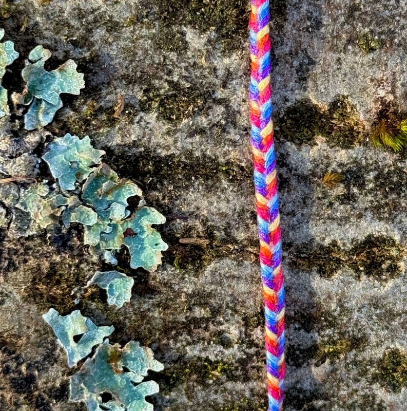 Armbändchen, handgeknüpft