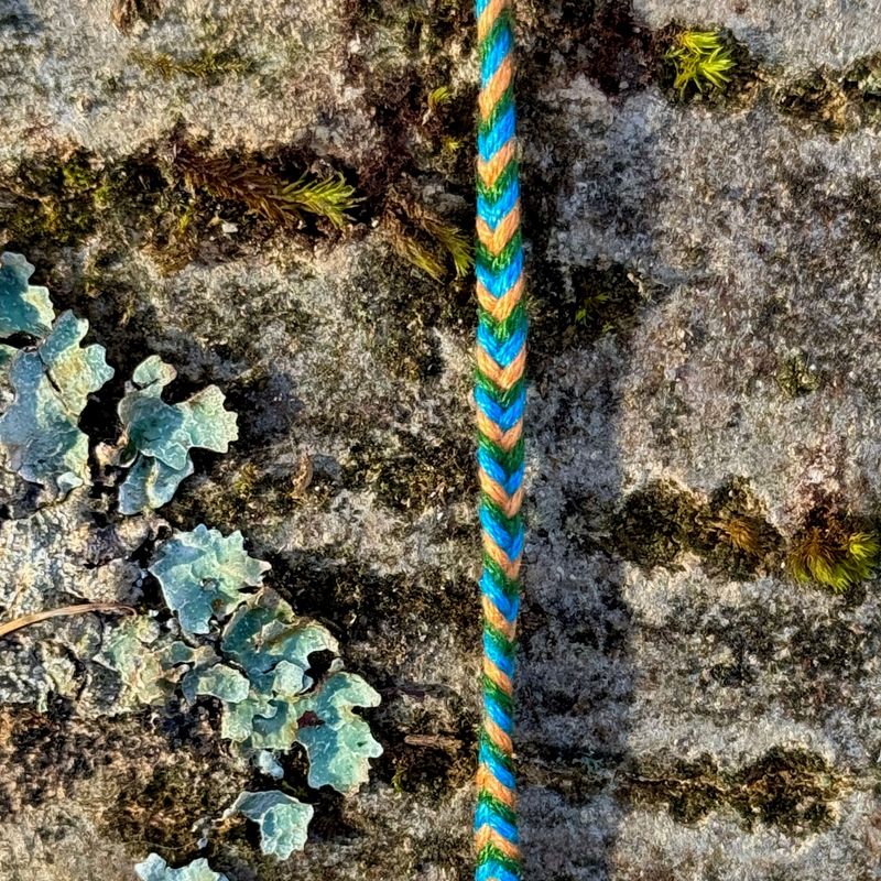 Armbändchen, handgeknüpft