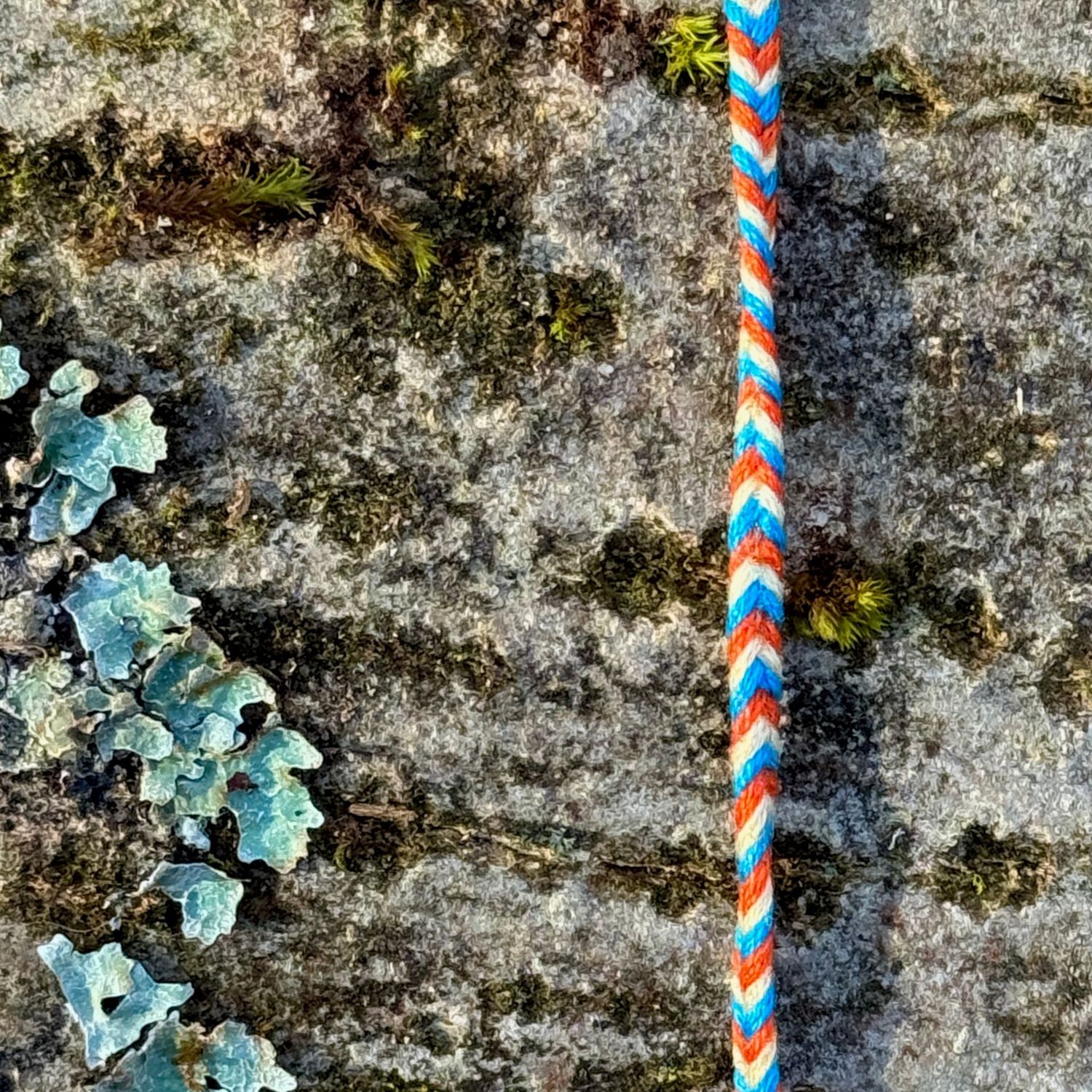 Armbändchen, handgeknüpft