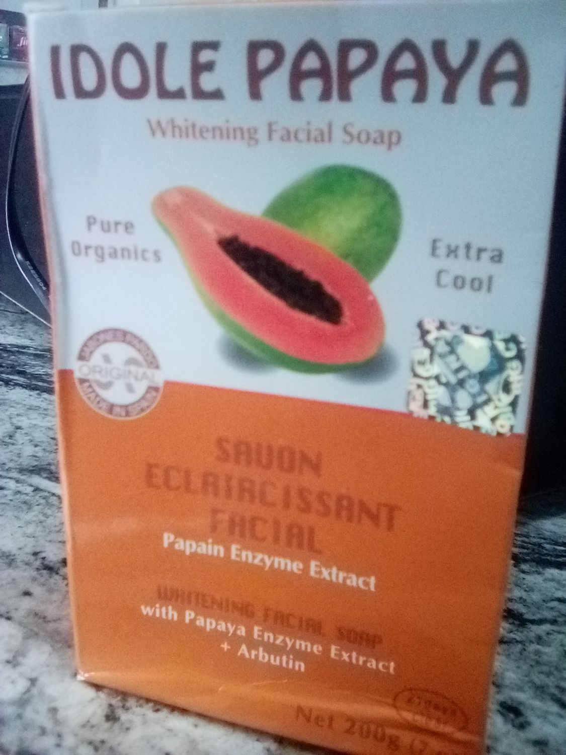 IDOLE PAPAYA Whitening Facial Soap