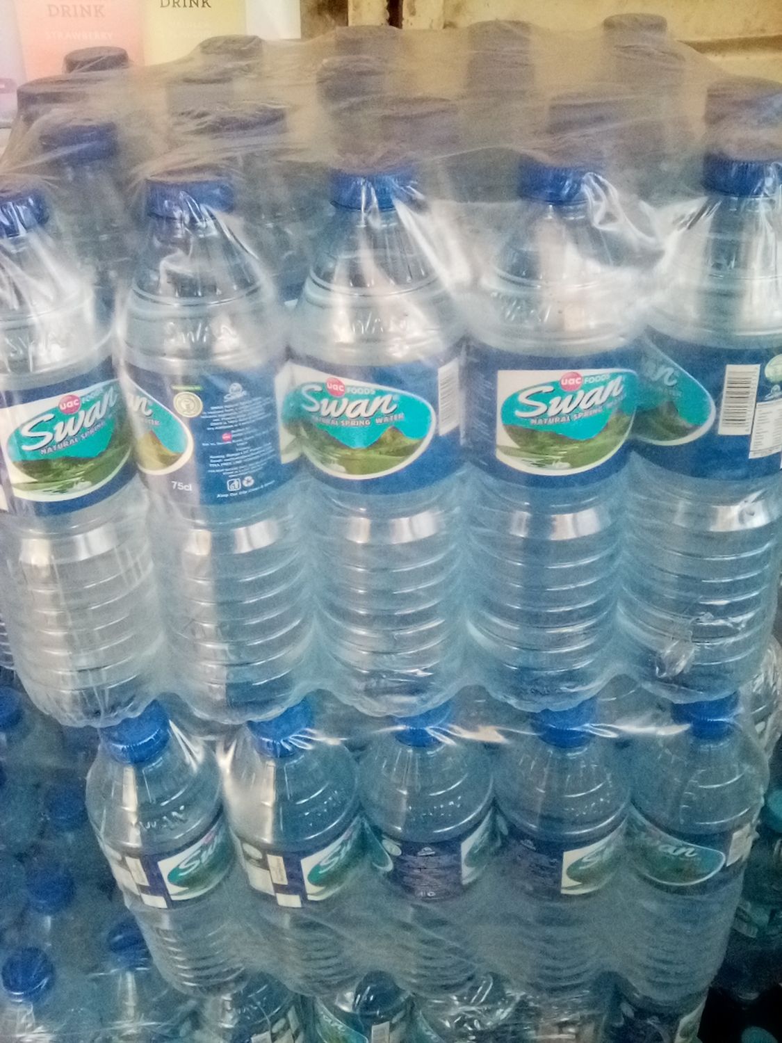 SWAN water 75cl 20pc