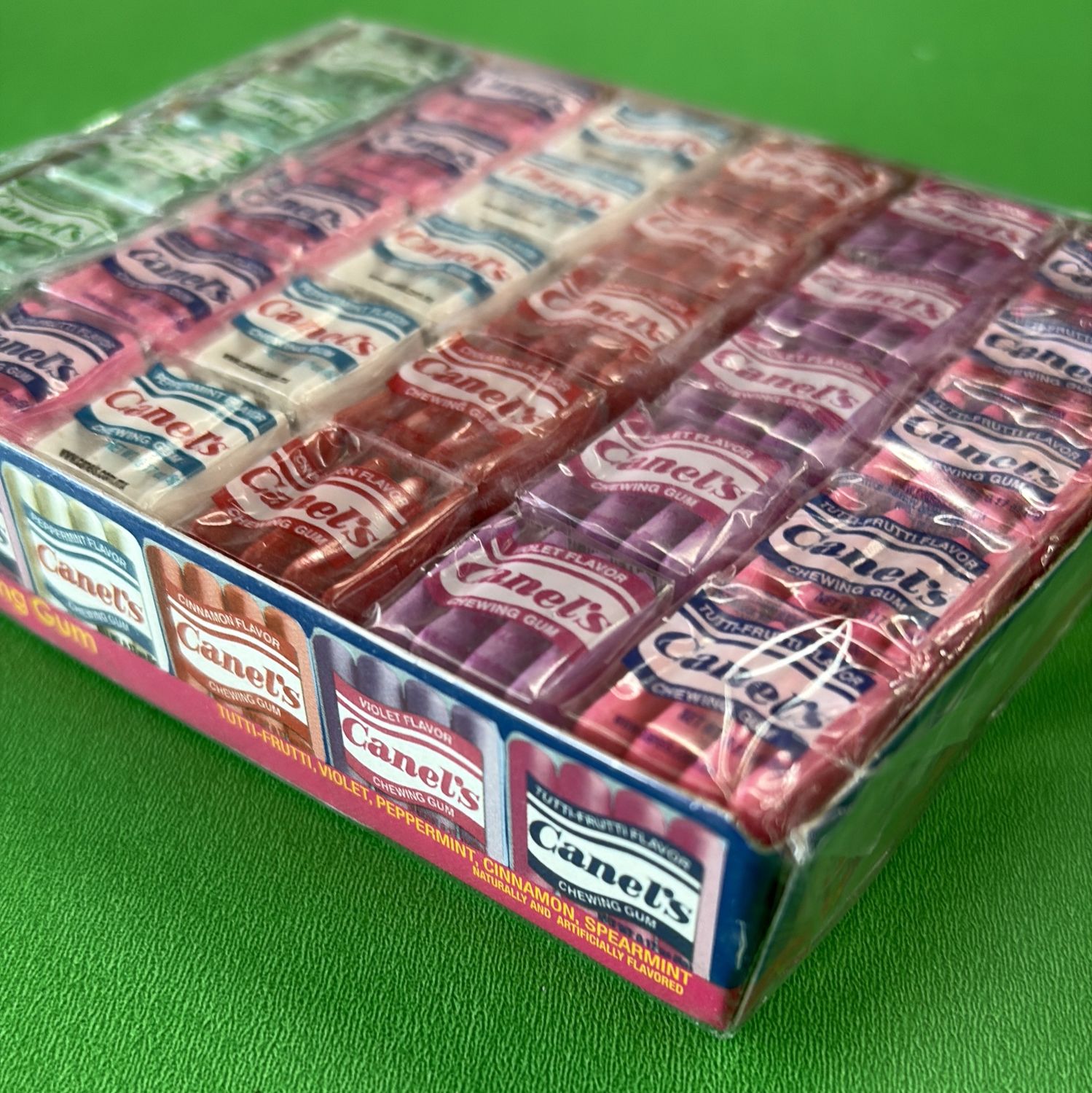 Canels 60 Pcs