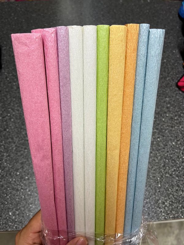 Crepe Paper Perla Premium Mix 10 Rolls  of 79x20 Inches ( Pascua )