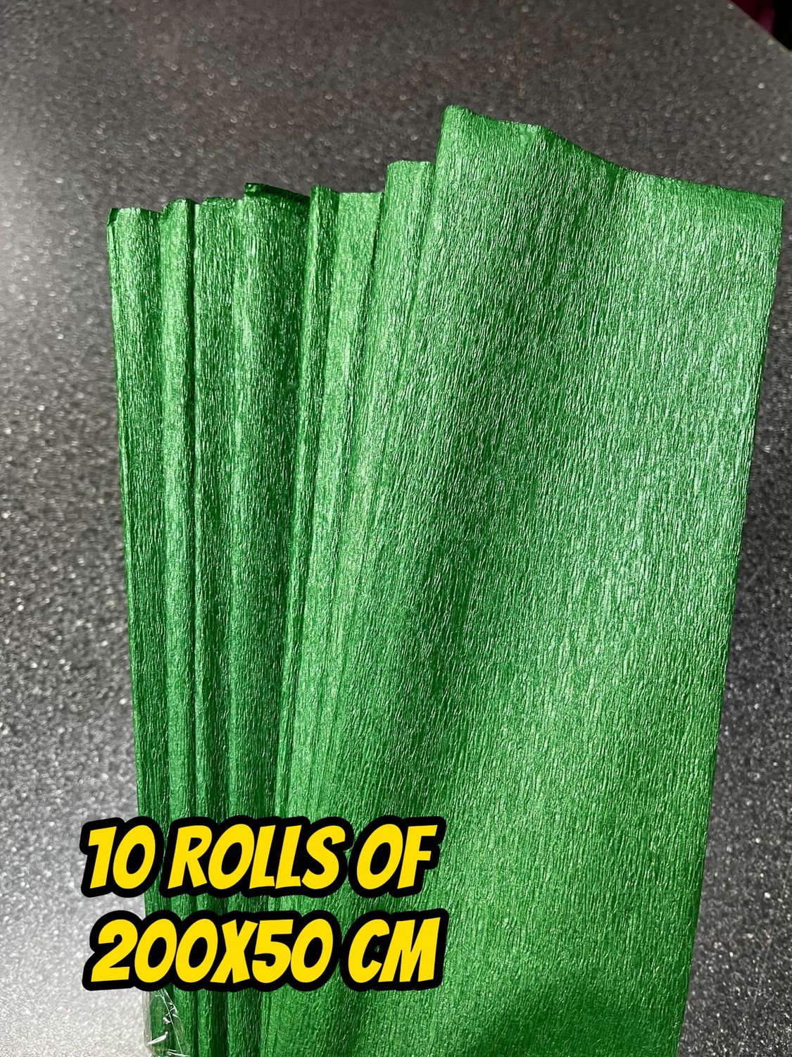 Crepe Paper Metallic 10 Rolls  of 79x20 Inches ( Pascua ), COLOR: GREEN / VERDE