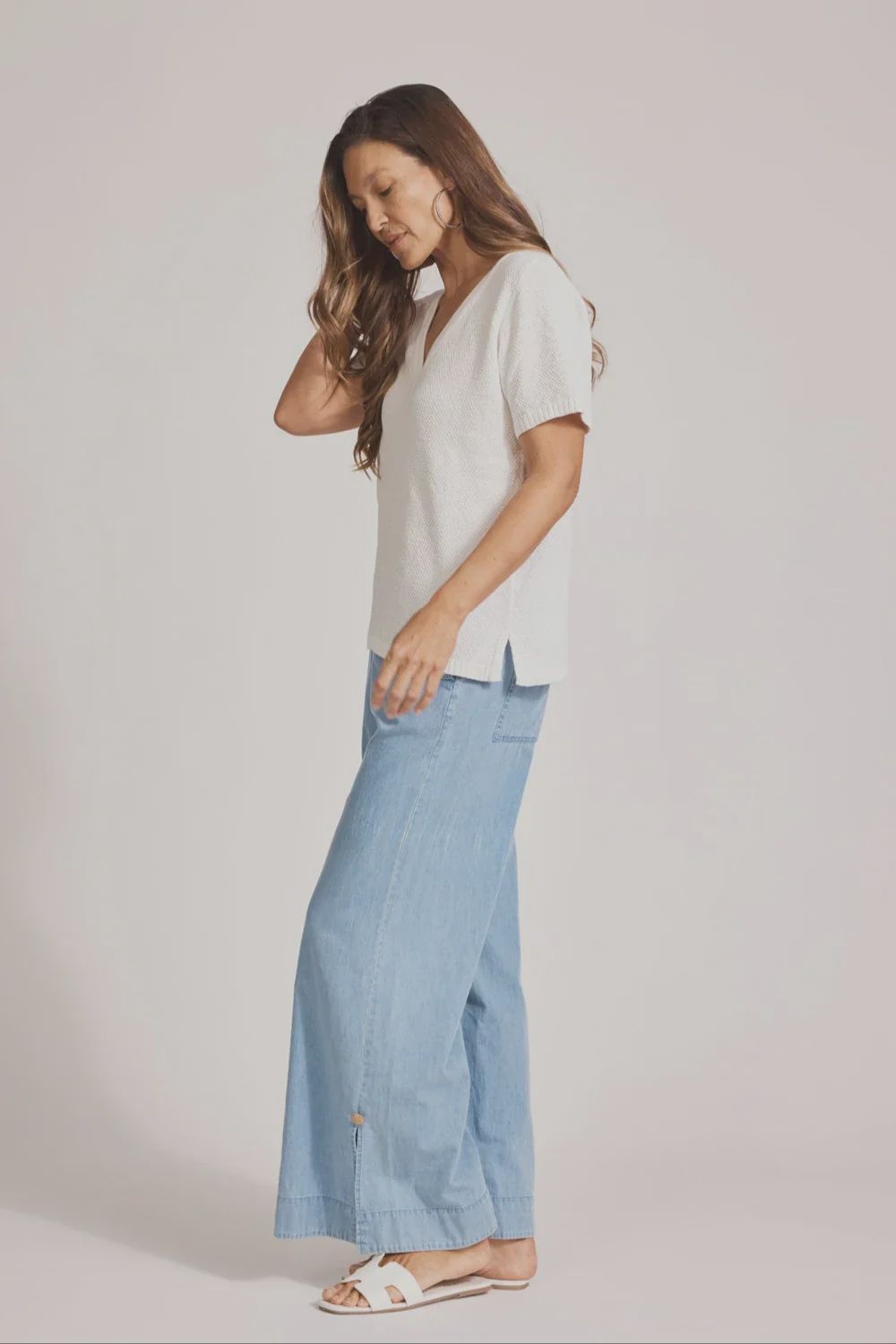 Eb &amp; Ive | Artemis V Knit Top | White