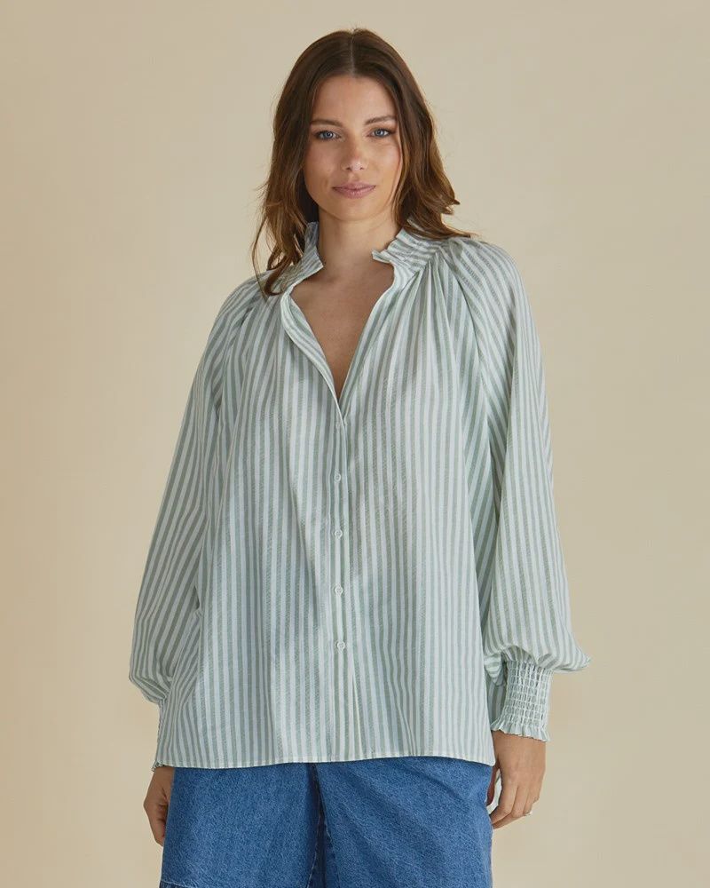 Betty Basic | Romi Shirt | Green Stripe